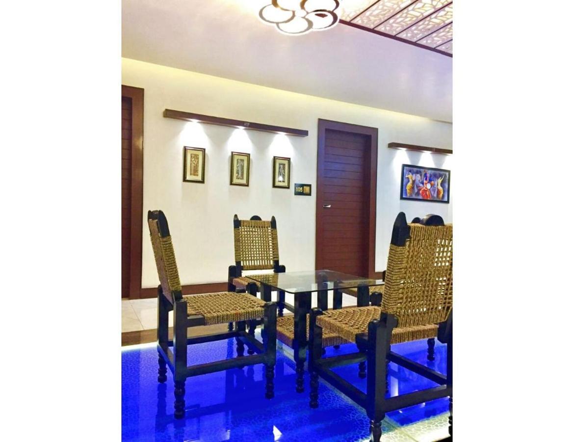 Hotel The Royal, Sehore Екстериор снимка