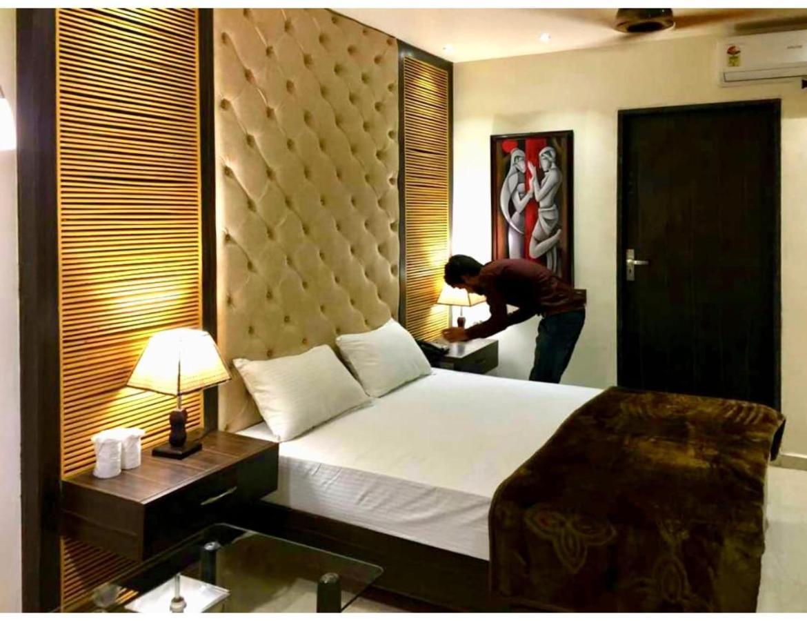 Hotel The Royal, Sehore Екстериор снимка