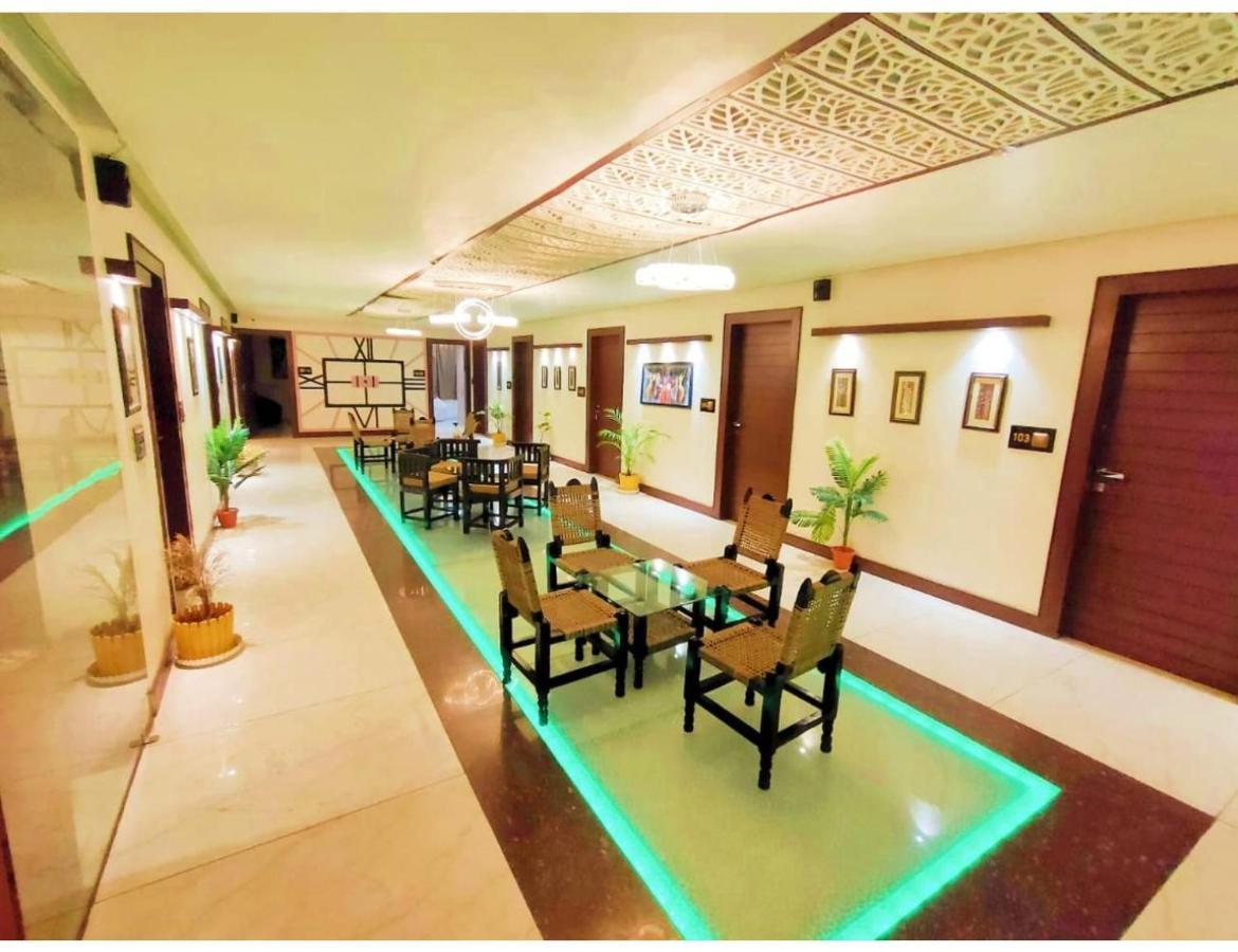 Hotel The Royal, Sehore Екстериор снимка