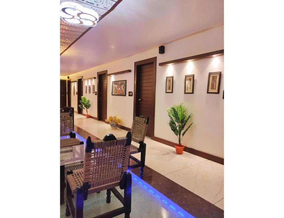 Hotel The Royal, Sehore Екстериор снимка